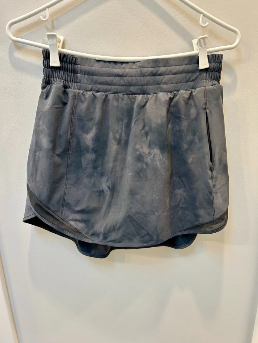 lululemon atheltica hotty hot high rise skirt size 6 - Picture 3 of 10